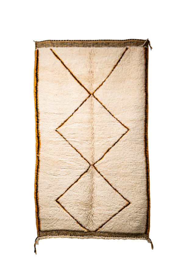 Luxurious Natural Wool Rug - Timeless Berber Craftsmanship