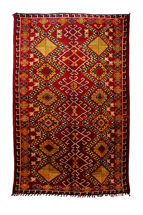 Luxurious Red Wool Carpet - Traditional Moroccan Medallion Design