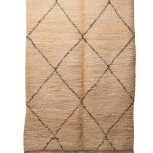 Hand-Knotted Moroccan Beni Ouarain Rug – Warm Beige & Charcoal Diamond Lattice