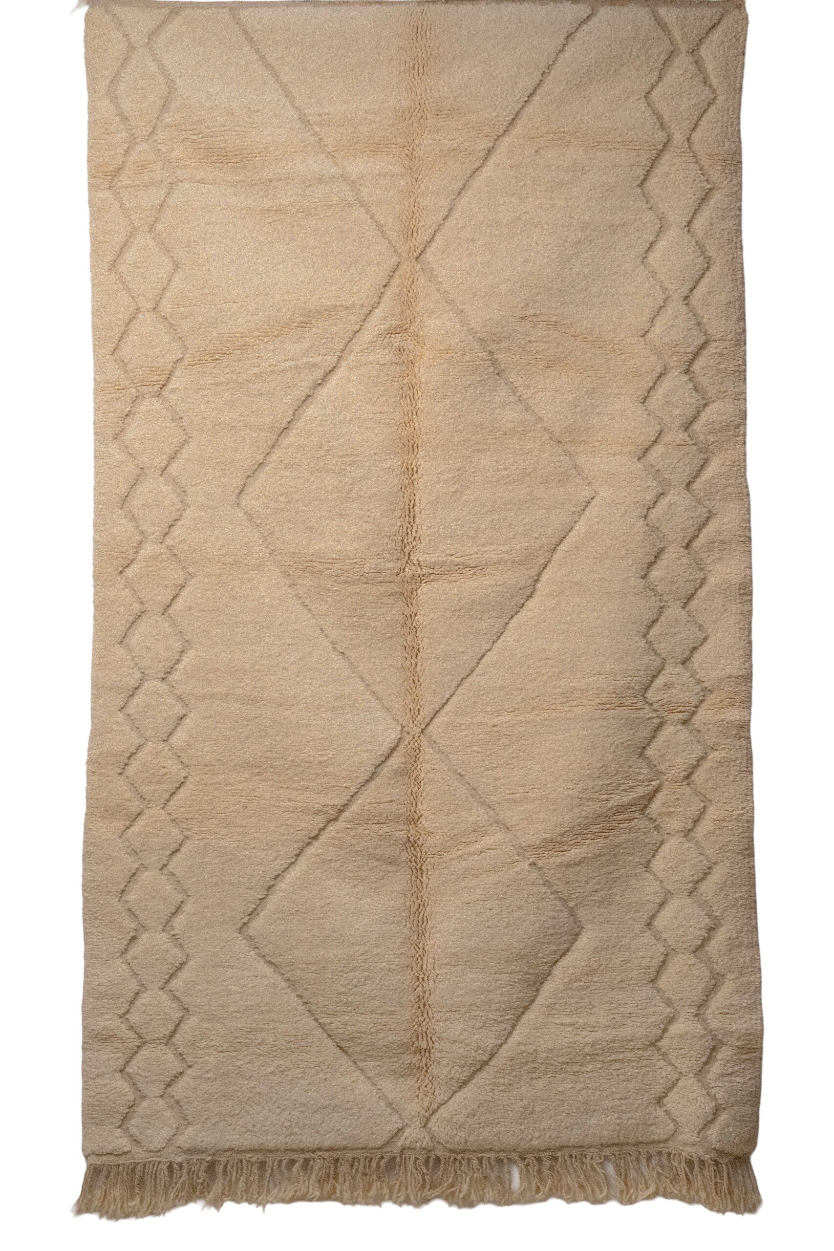 Hand-Knotted Moroccan Rug – Sculptural Beige Central Diamond & Border Relief