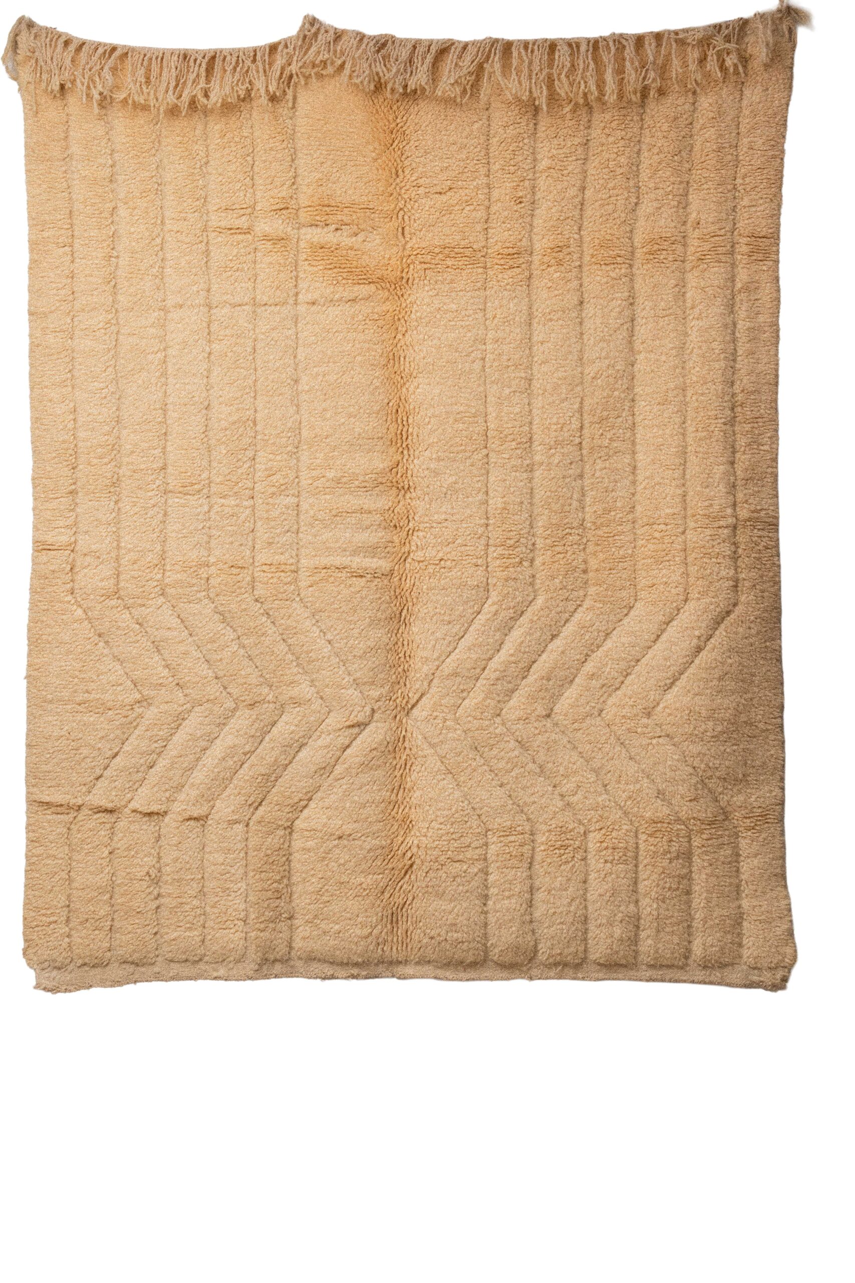 Hand-Knotted Moroccan Rug – Sculptural Beige Vertical & Chevron Relief