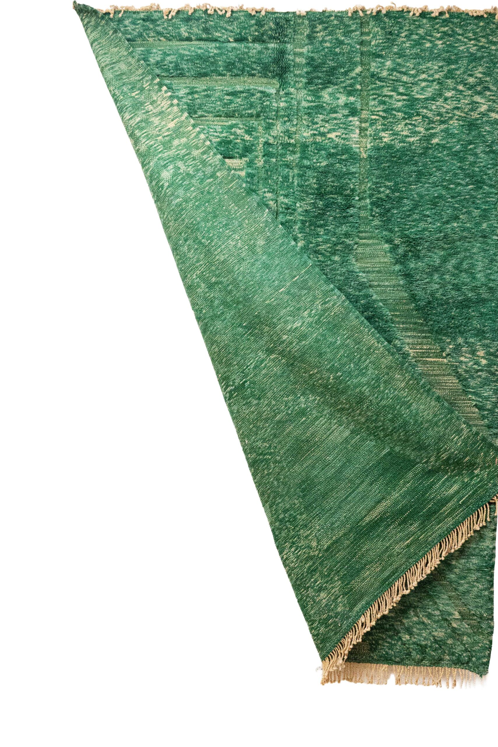 Hand-Knotted Moroccan Beni Mrirt Rug – Sculptural Emerald Green Relief - Image 3